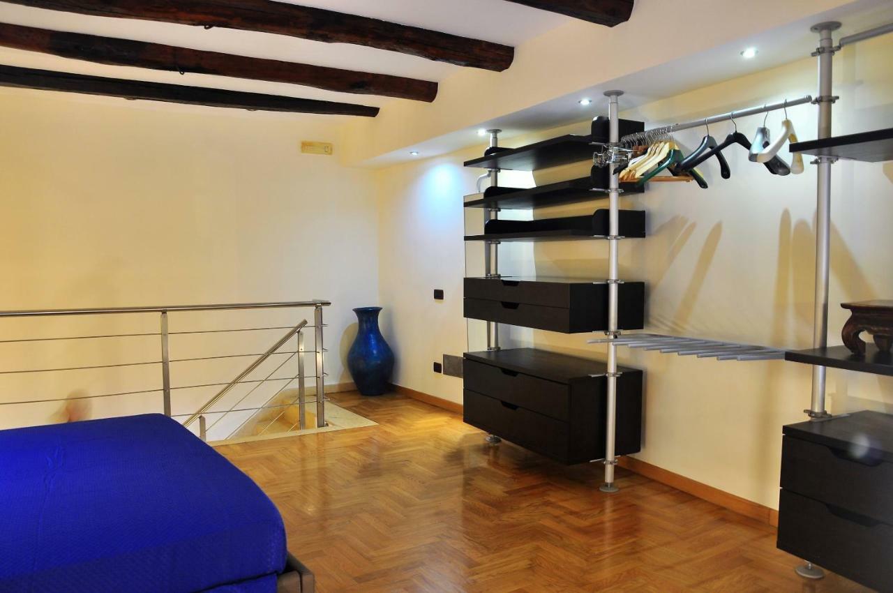 Suite Monticelli Napoli Bagian luar foto