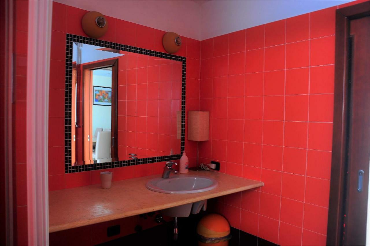 Suite Monticelli Napoli Bagian luar foto