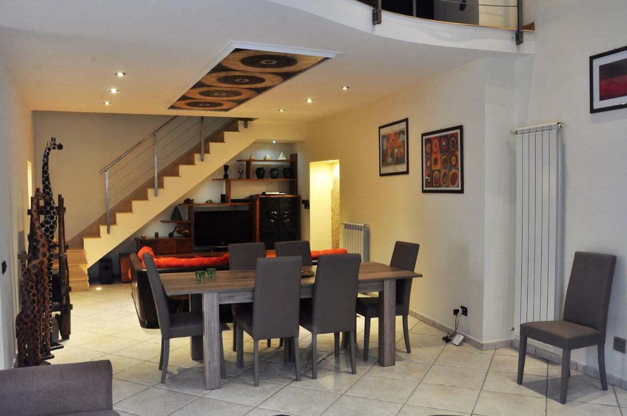 Suite Monticelli Napoli Bagian luar foto