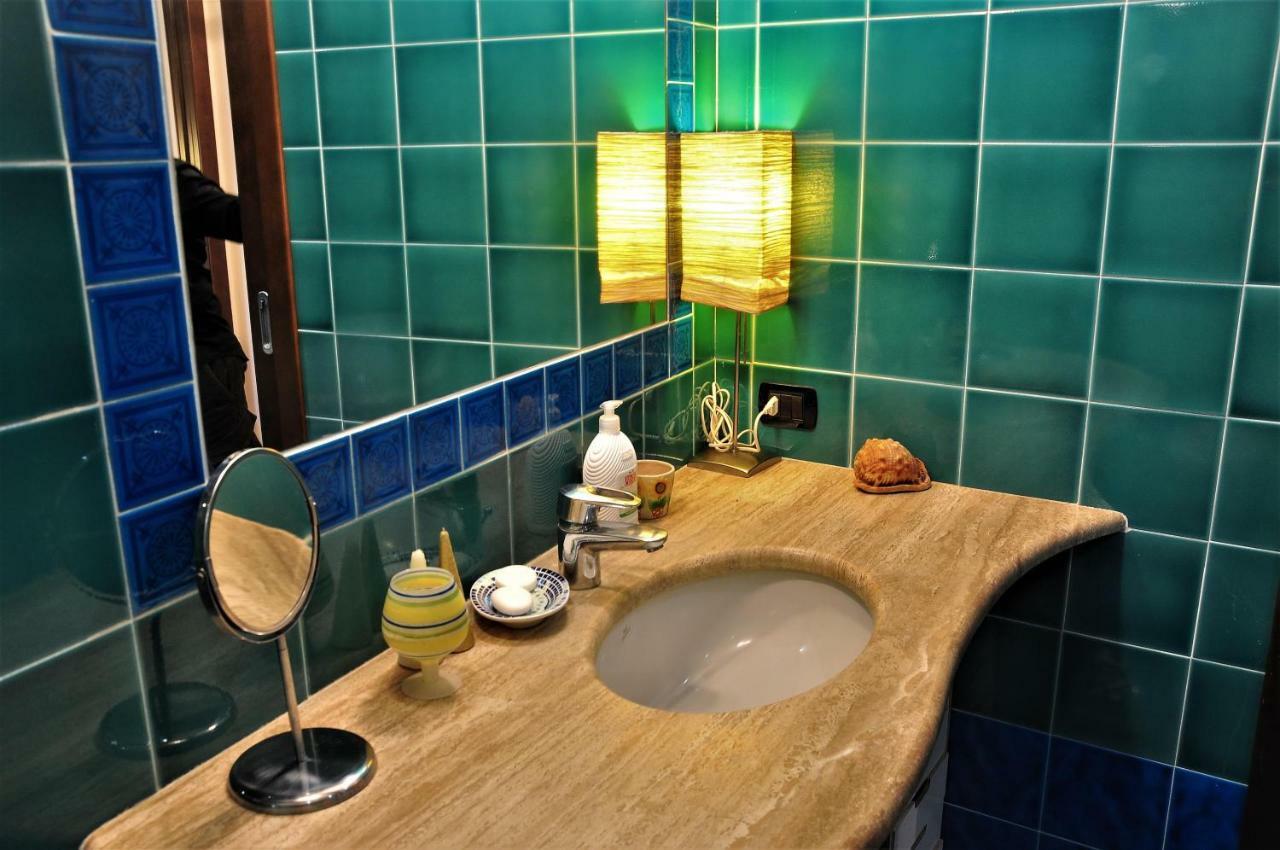 Suite Monticelli Napoli Bagian luar foto
